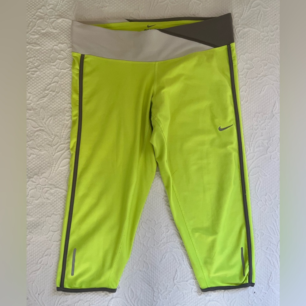 Nike Dri-Fit crop leggings fluorescent yellow hi vis visibility size small
